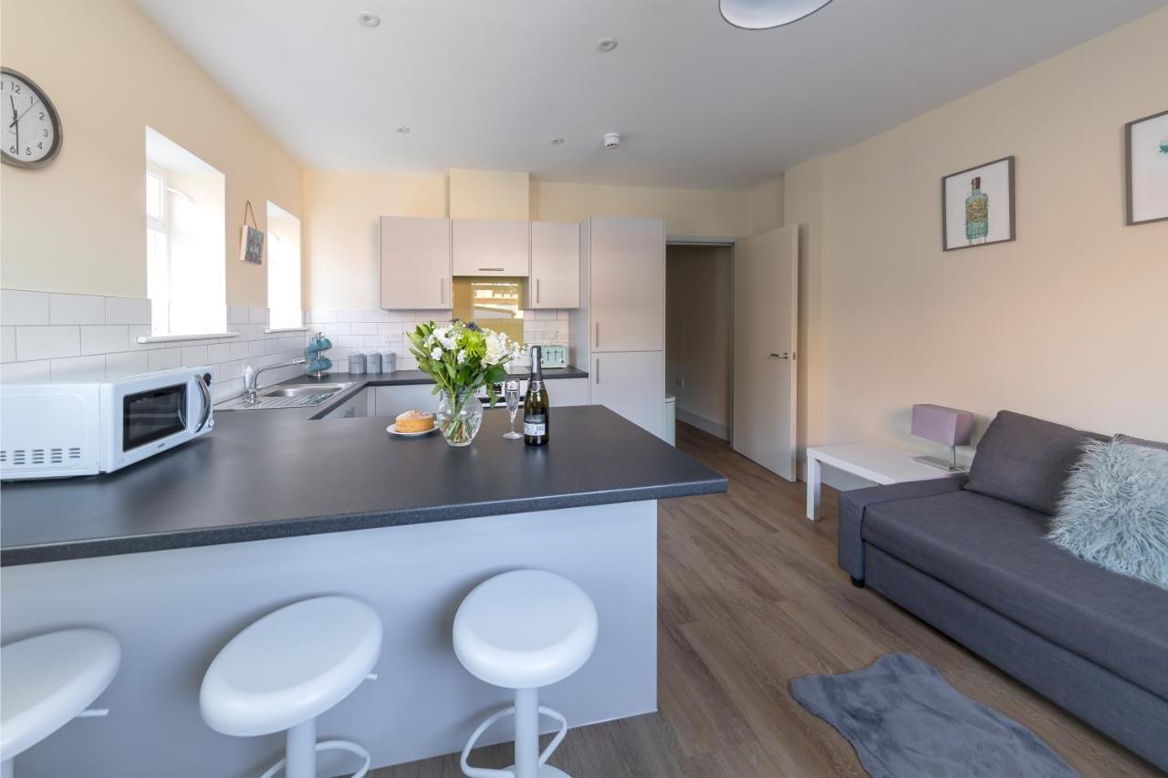 Hereford City Centre - Apartment 4, Isabella House - Modern Apartment In The Heart Of The City - Sleeps 4 Guests - Hosted By Rentmyhouse Εξωτερικό φωτογραφία